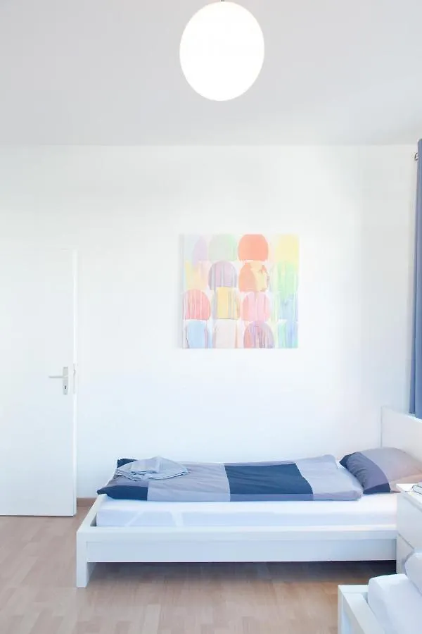Hitrental Seefeld - Kreuzstrasse Apartments Zurique