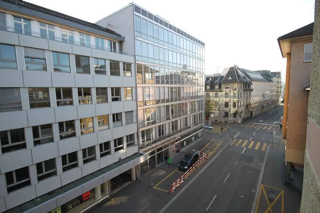 Hitrental Seefeld - Kreuzstrasse Apartments Zurique